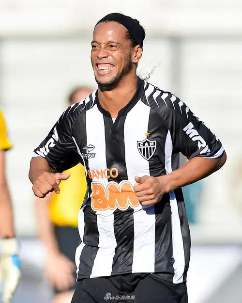 有竞争力的 有竞争力的