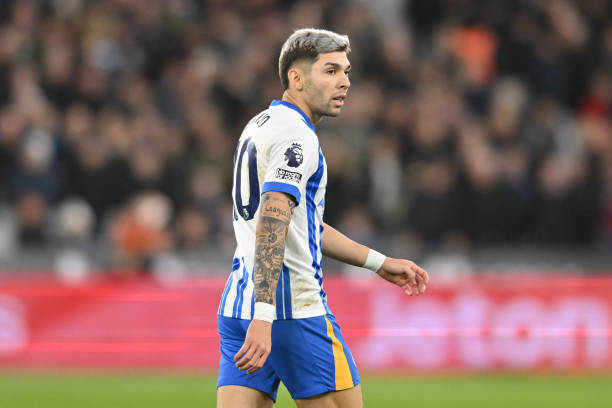 密切关注这 密切关注这