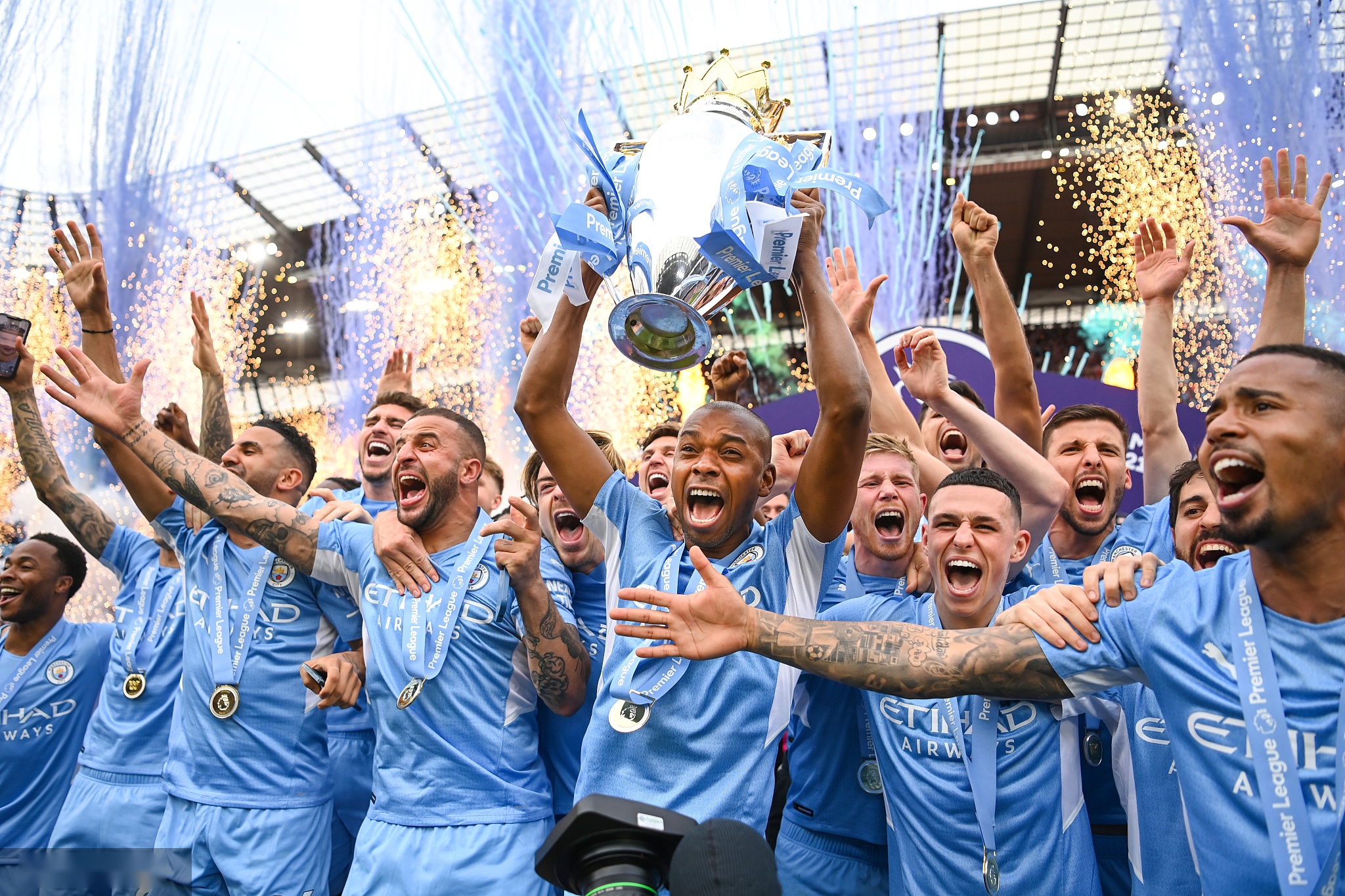 浮出水面 浮出水面